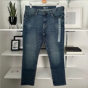New! Men’s Old Navy skinny jeans. Size 38/34.